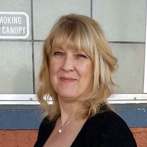 Meet your Posher, Deborah